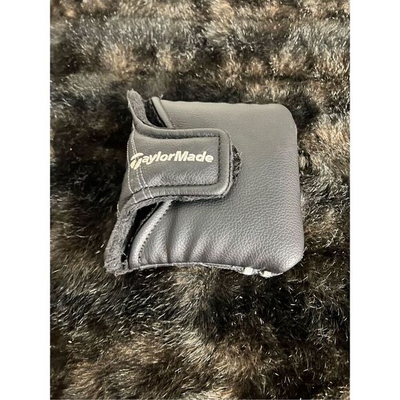 TaylorMade Spider Putter Headcover - Picture 2 of 2